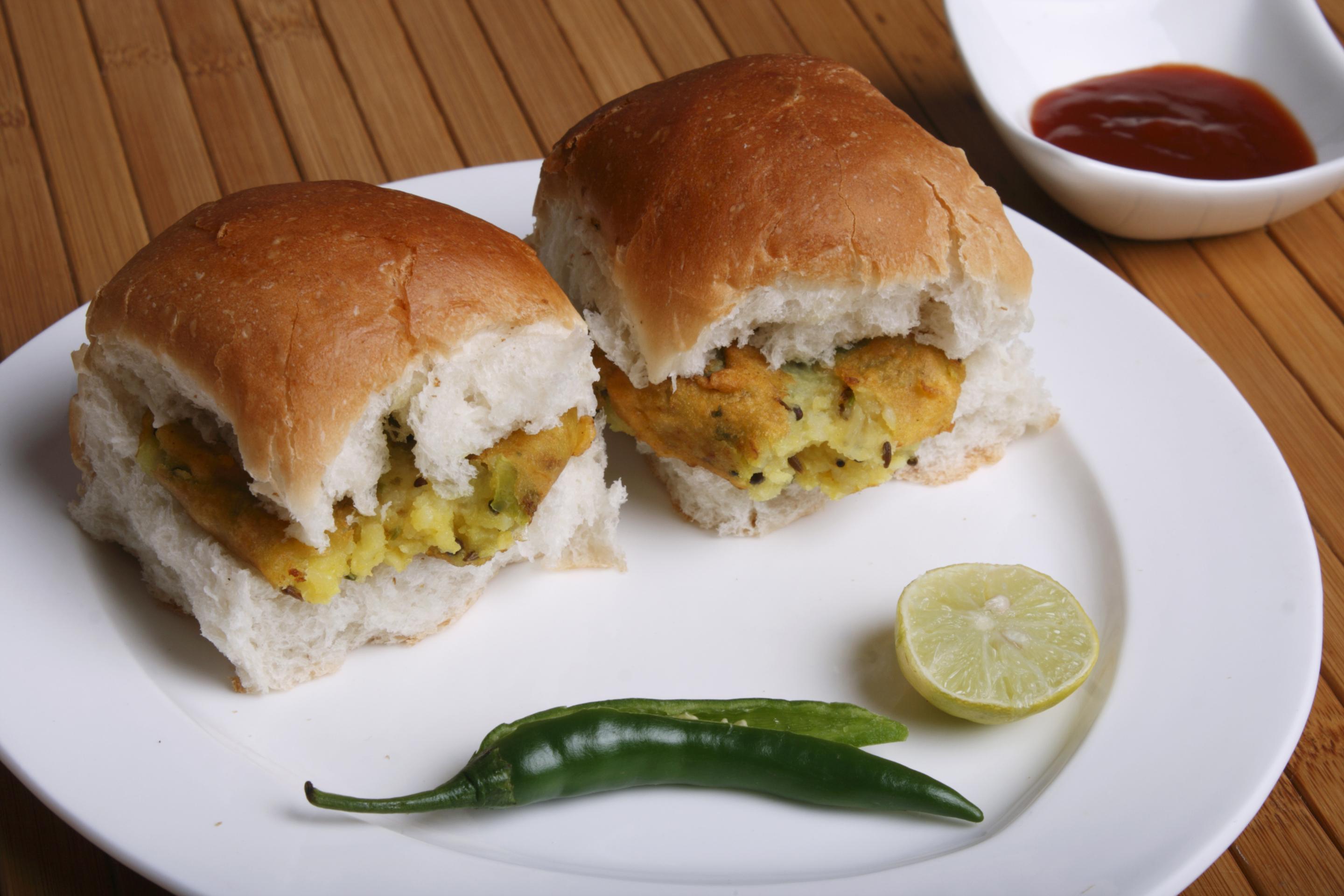 Fabhotel Neelkamal - Chembur Mumbai Bagian luar foto