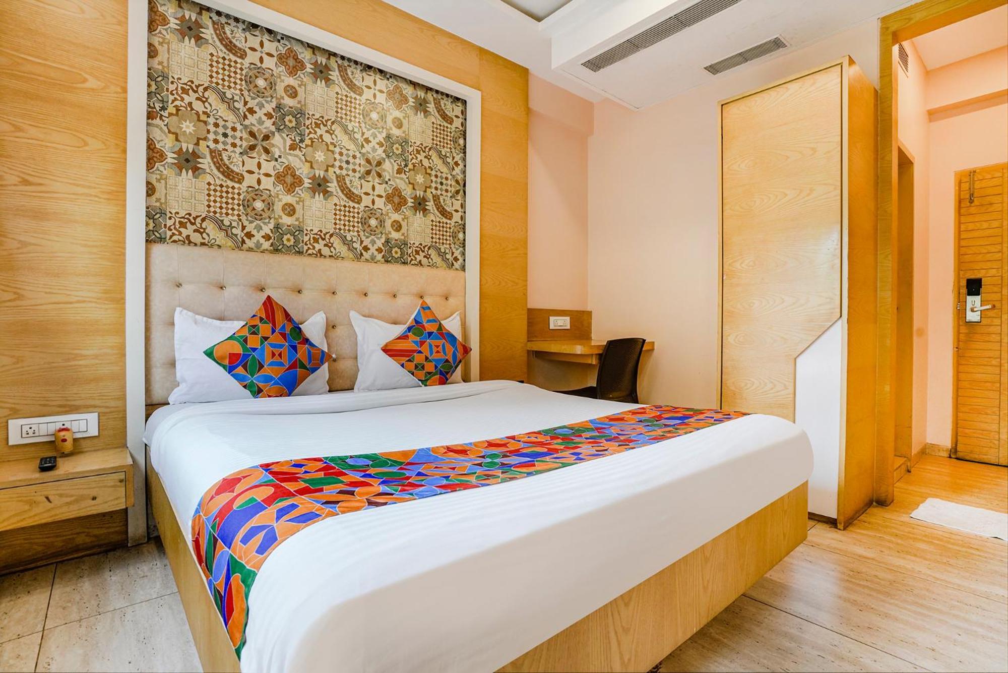 Fabhotel Neelkamal - Chembur Mumbai Bagian luar foto