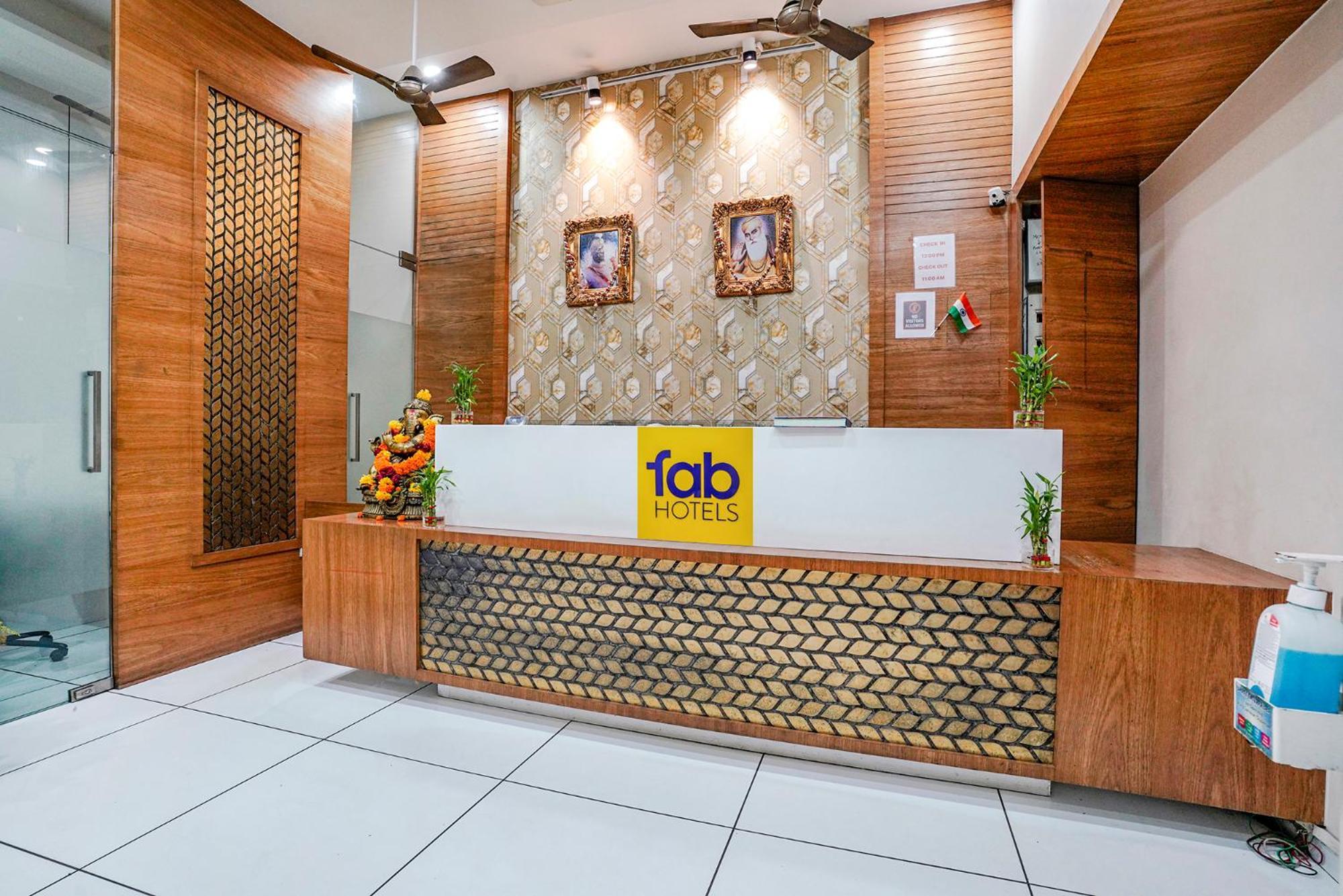 Fabhotel Neelkamal - Chembur Mumbai Bagian luar foto