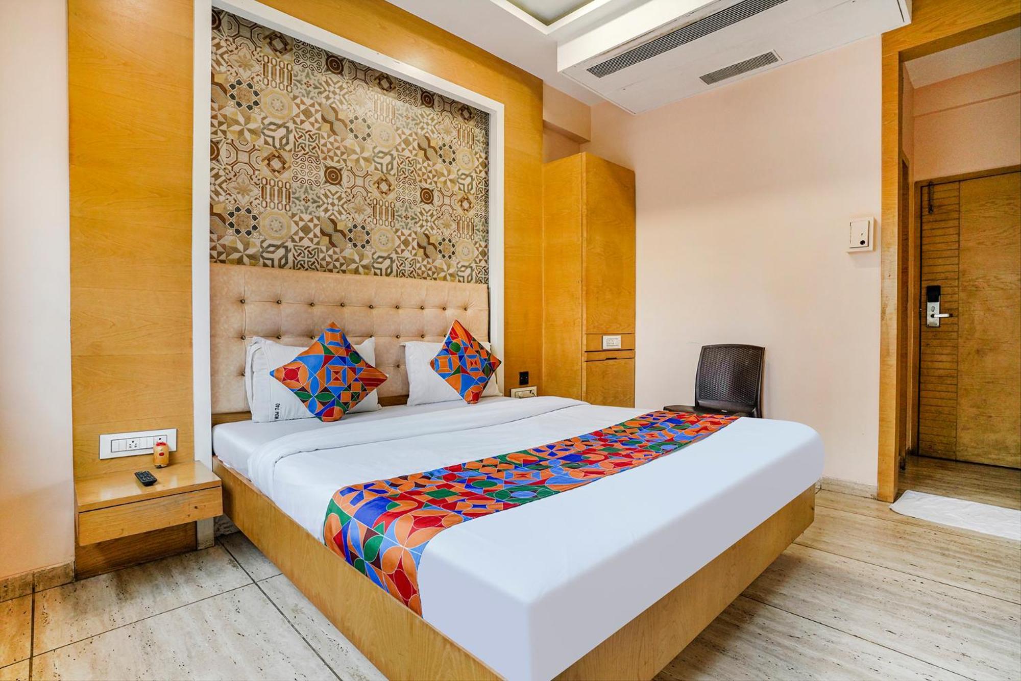 Fabhotel Neelkamal - Chembur Mumbai Bagian luar foto