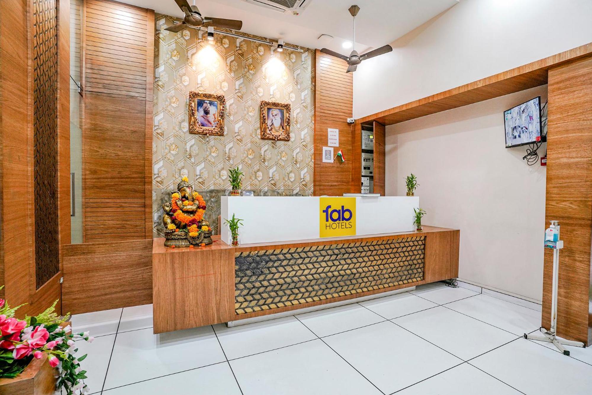 Fabhotel Neelkamal - Chembur Mumbai Bagian luar foto
