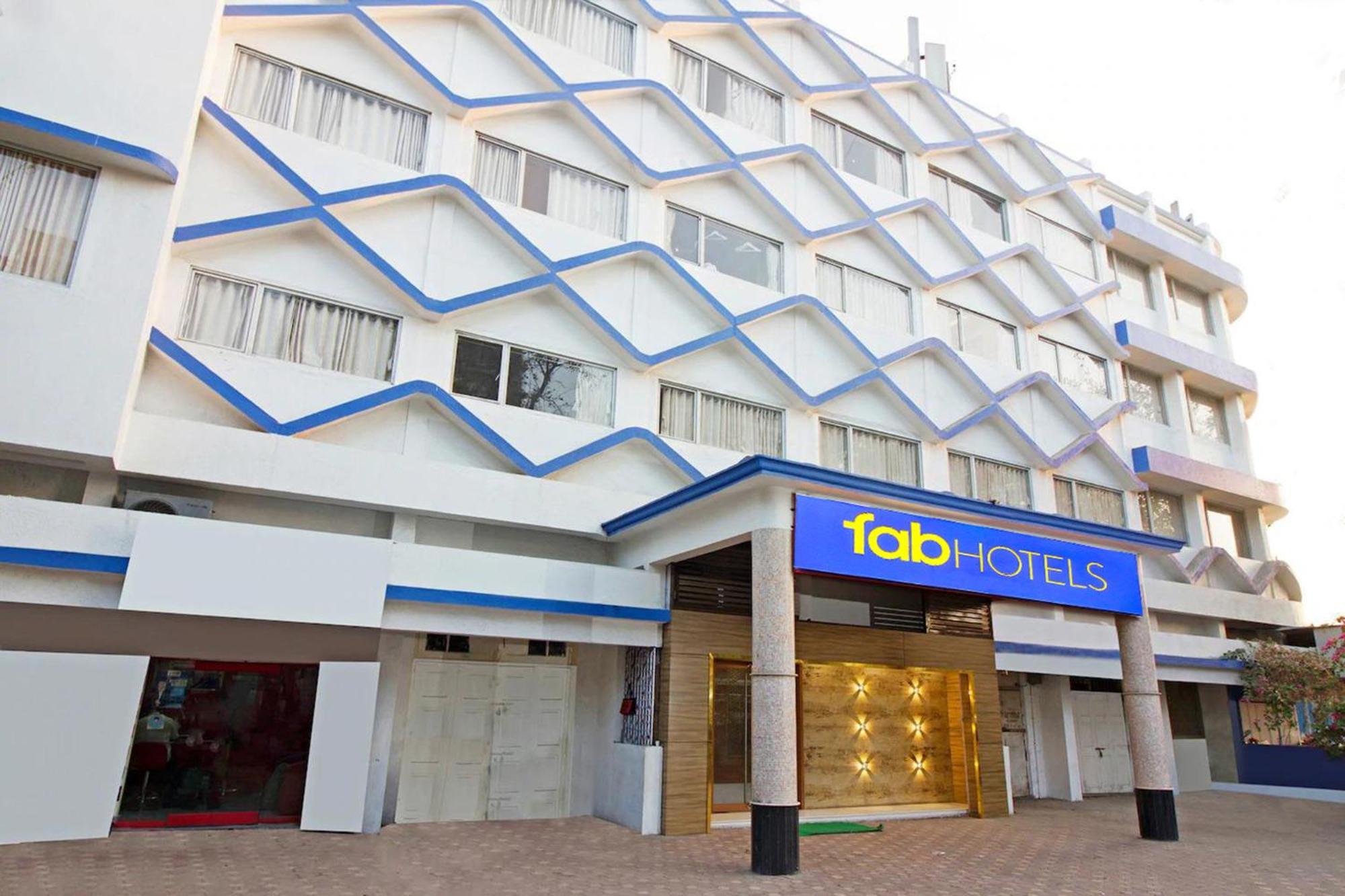 Fabhotel Neelkamal - Chembur Mumbai Bagian luar foto